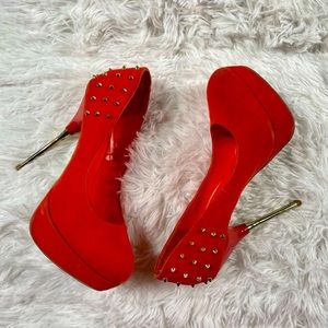 Shoedazzle orange faux suede platform stiletto w/metallic gold accents- size 9